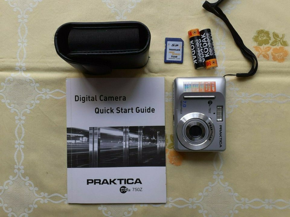 Digitalkamera Praktica DPix 750z in Ehingen (Donau)