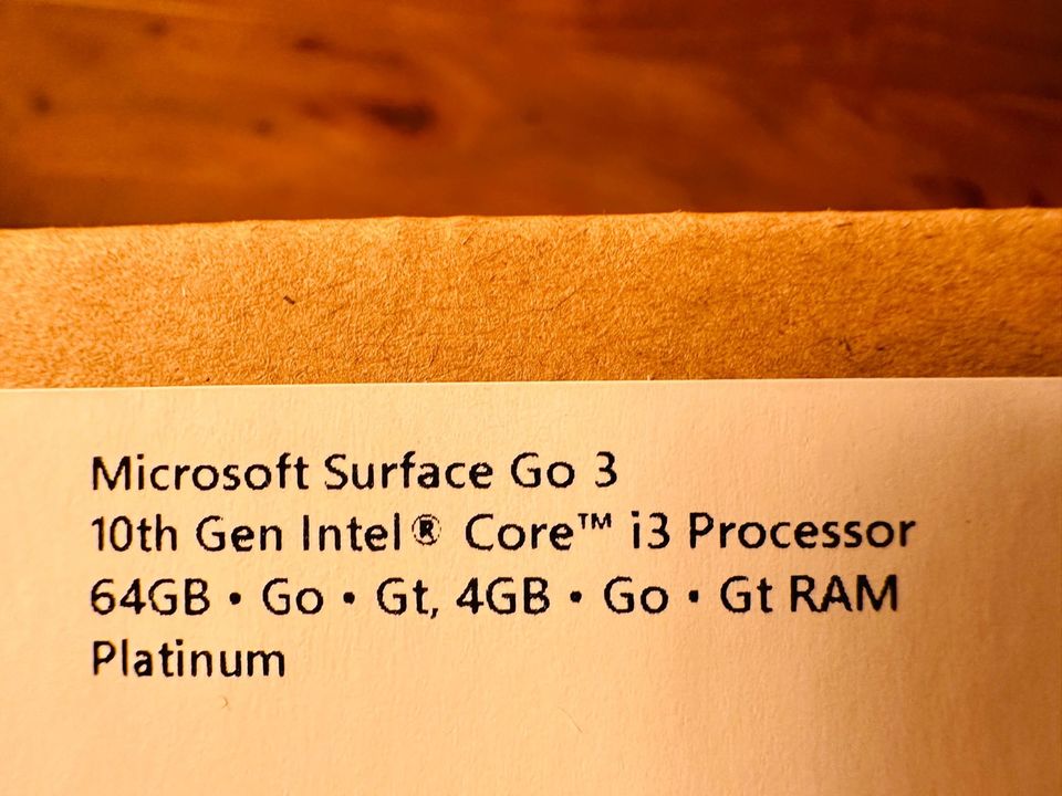 Microsoft Surface Go 3 Neu, unbenutzt ! in Bottrop