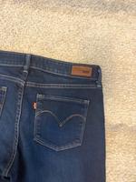 Original levis levi‘s straight curve dunkelblau blau 29 Brandenburg - Wustermark Vorschau