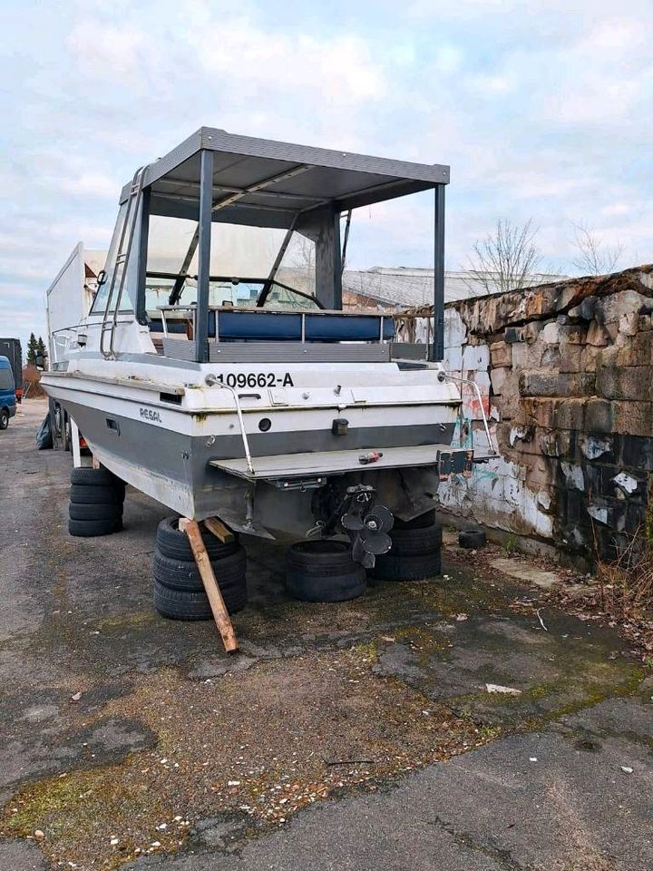 Motor Boot , Kajutenboot in Rödermark