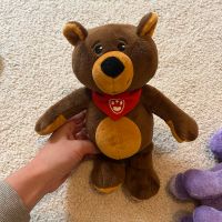 Teddybär mit rotem Halstuch Bayern - Regensburg Vorschau