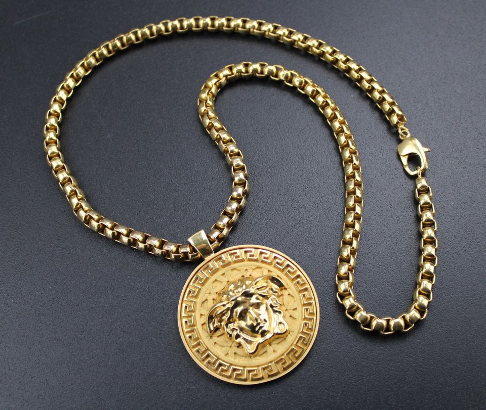 Versace Kette Herren Halskette Big Medusa gold Designer Schmuck in Duisburg  - Duisburg-Mitte | eBay Kleinanzeigen ist jetzt Kleinanzeigen