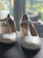 Creme weiße riechen Schuhe mit kleinen Absatz Nordrhein-Westfalen - Witten Vorschau