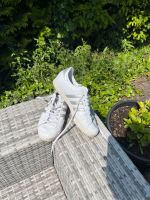 Adidas Sneaker Silber weiß Gr. 40 Rheinland-Pfalz - Bad Sobernheim Vorschau