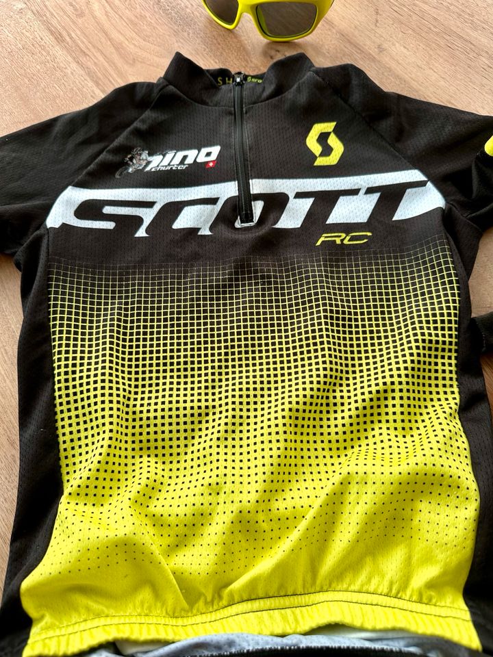 Set: Scott Fahrrad-Trikot Kinder Gr. 128 in Alsdorf