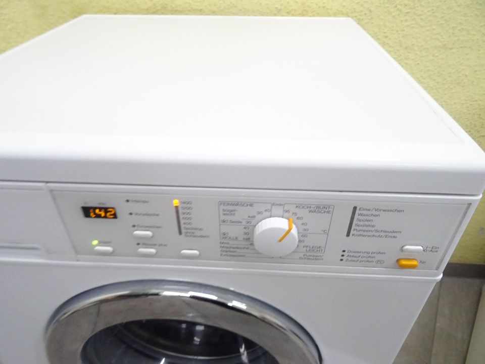 Waschmaschine Miele  AA  6Kg 1400U/min **1 Jahr Garantie** in Berlin