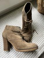 Stiefeletten aus Leder von Mango Ludwigsvorstadt-Isarvorstadt - Isarvorstadt Vorschau
