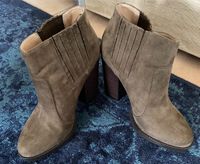 Zara Stiefeletten Stiefel High Heels Gr.38 Khaki Lederoptik Nordrhein-Westfalen - Rheine Vorschau