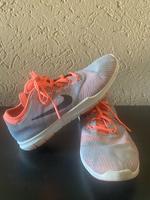 NIKE Flex Schuhe Gr. 37,5 Mädchen Damen Sport Essen - Essen-Kray Vorschau