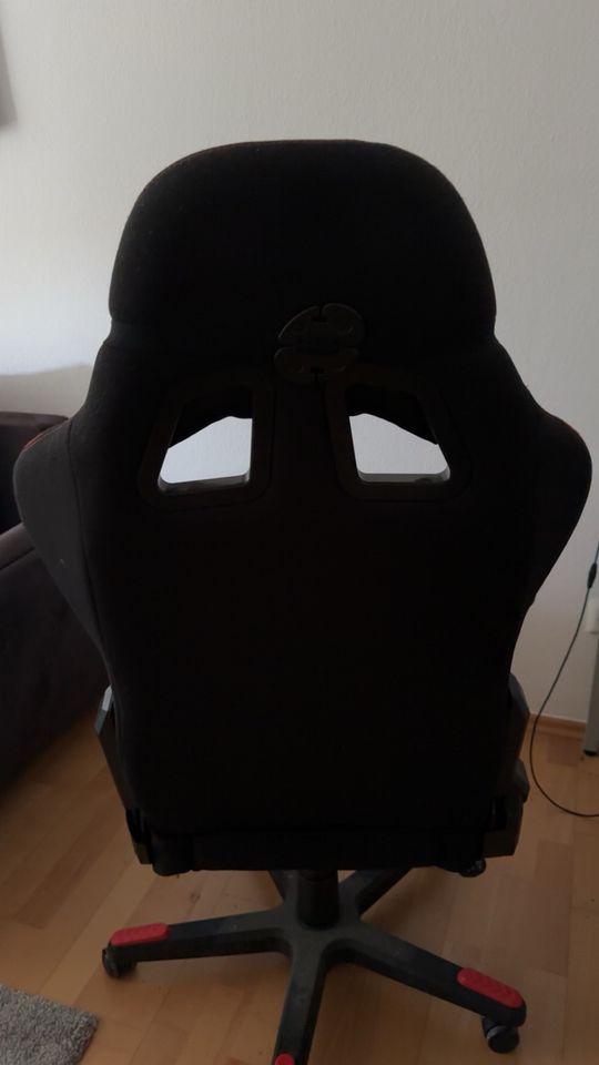 DxRacer Gaming Stuhl in Deggendorf