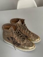 Jimmy Choo Sneaker 40 beige nude Gold Schlange Nordrhein-Westfalen - Mülheim (Ruhr) Vorschau