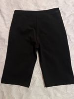 Schwarze Short (Radlerhose) von BERSHKA Hamburg Barmbek - Hamburg Barmbek-Süd  Vorschau