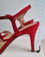 Esprit Sandalen Schuhe Pumps rot  neu Gr. 40 Nordrhein-Westfalen - Ense Vorschau