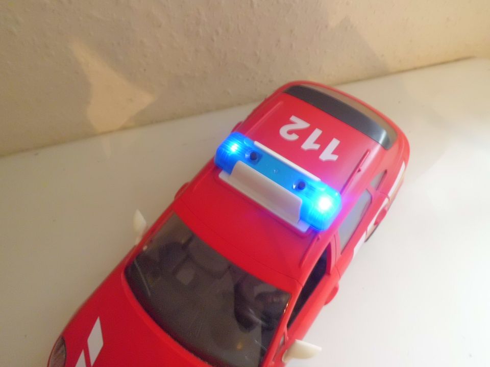 Playmobil Feuerwehr Porsche Macan 70277+ Licht +Sound +++ TOP+++ in Everswinkel