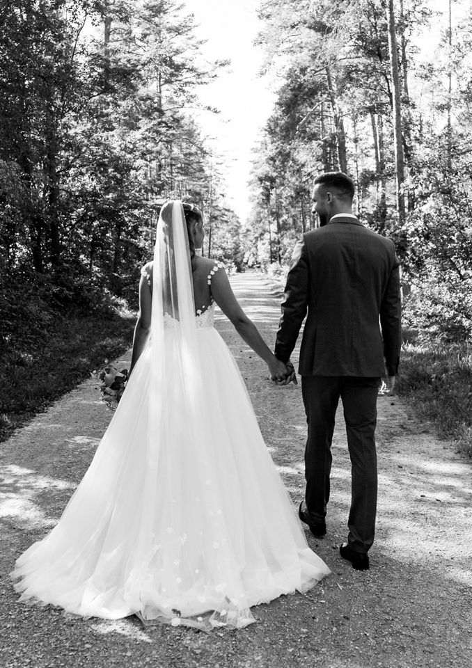 Schönes Hochzeitskleid in Hersbruck