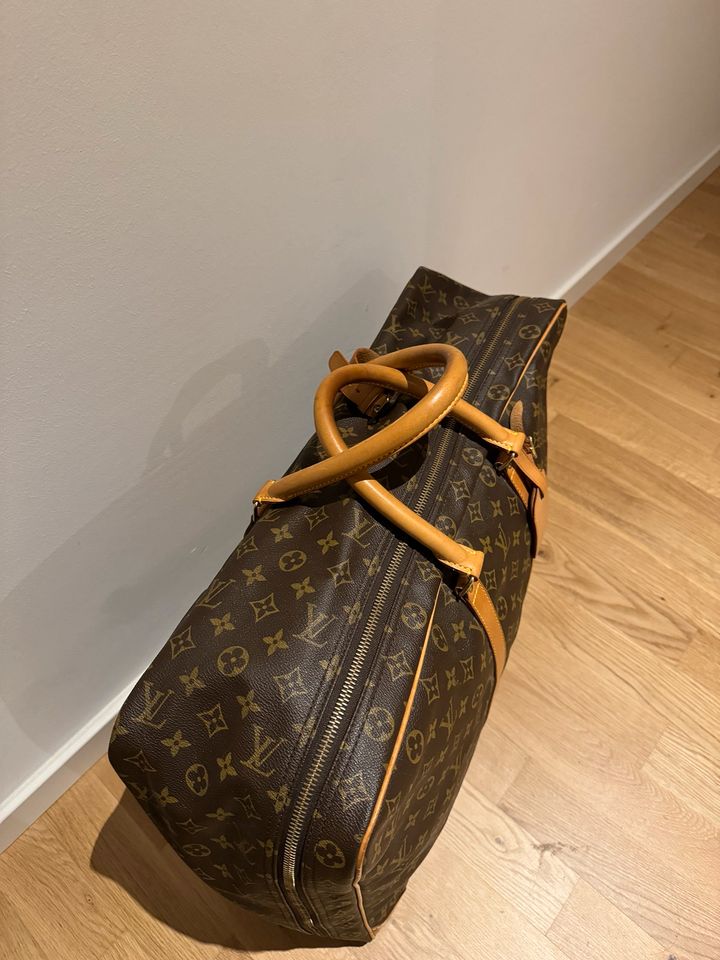 Louis Vuitton Koffer in Weilburg