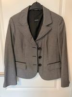 Jacke Taifun Gerry Weber Größe 40 Hessen - Oestrich-Winkel Vorschau