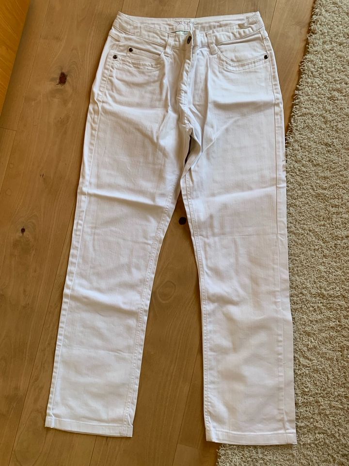 Weiße Jeans Gr. 38 Kurzgröße in Burghausen