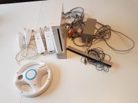 Nintendo Wii mit 14 Spielen und Zubehör! Niedersachsen - Bassum Vorschau