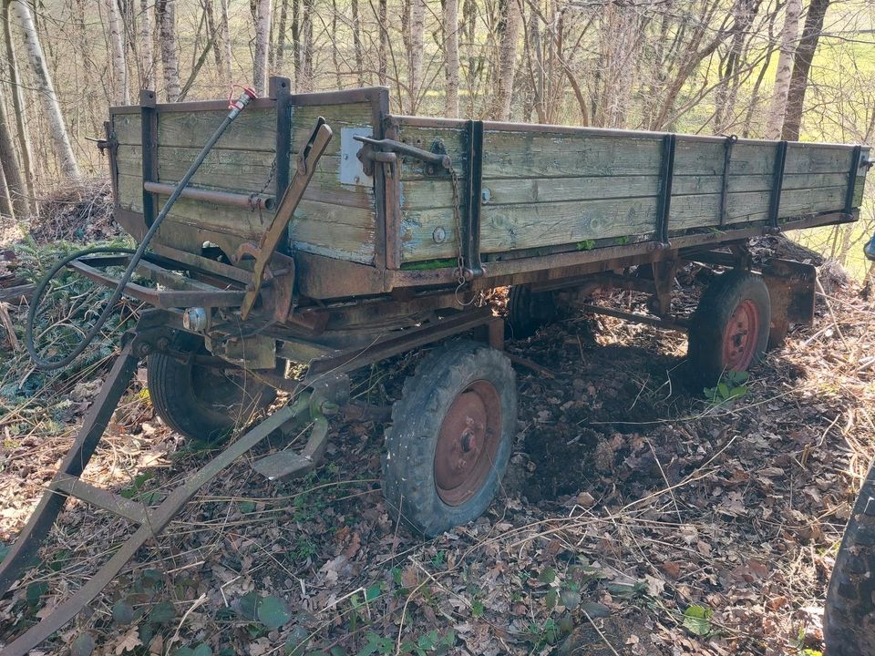 Anhänger Traktor Gummiwagen zweiseitenkipper in Limbach-Oberfrohna