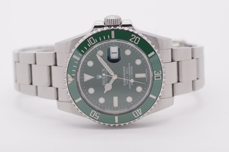 Rolex Submariner Date Hulk 116610LV Full Set 2015 in Frankfurt am Main