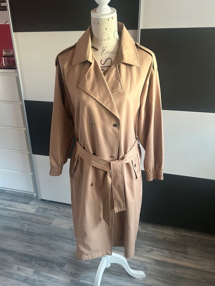 Only Trenchcoat Gr. M in Kirchberg i. Wald