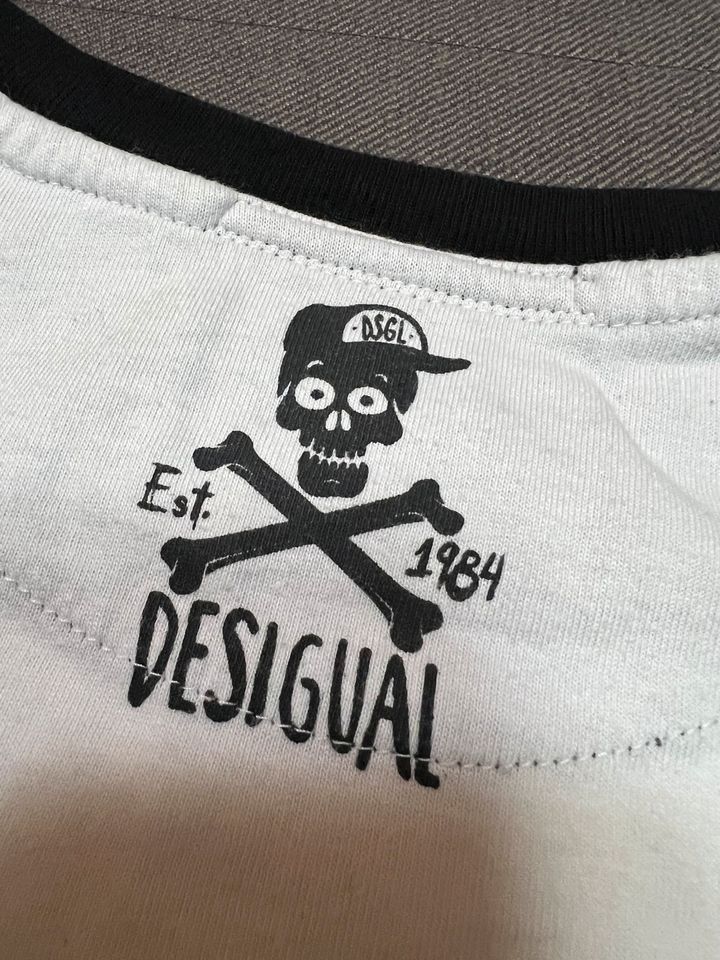 Desigual 7-9 langarm shirt Wendepailletten Skater neuwertig 1984 in Nürnberg (Mittelfr)