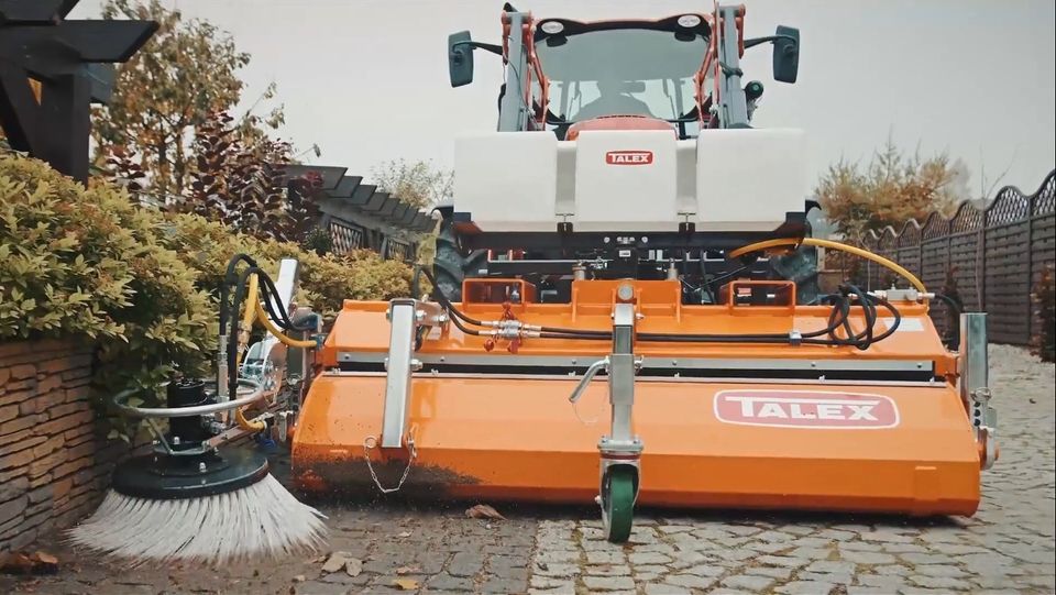 Kehrmaschine 1,2, 1,5, 1,8 2,3m Schlepper Radlader Hoflader in Stetten