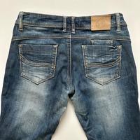 Jeans mit Aufschlag / Ziersaum, 3/4 Länge, Size 29 Rheinland-Pfalz - Worms Vorschau