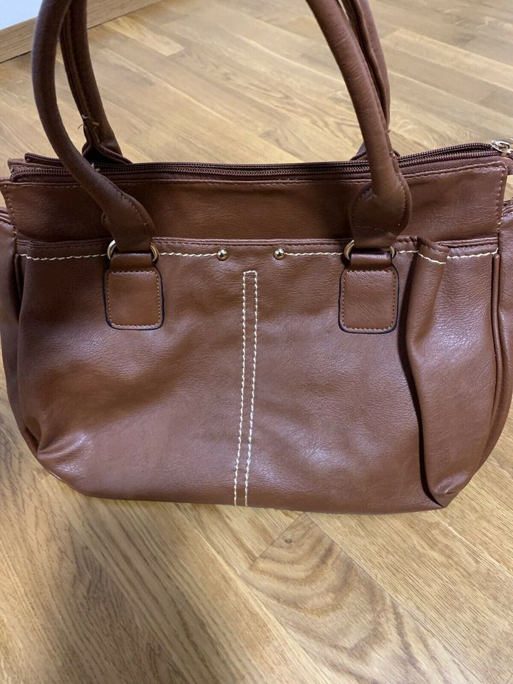 Handtasche braun neu in Regensburg