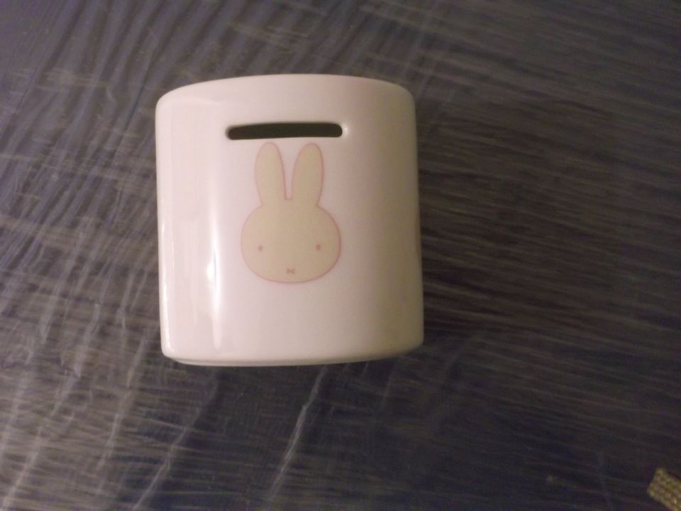 Miffy Spardose Money Box Porzellan rosa blau NEU Hase Ostern in Uelzen