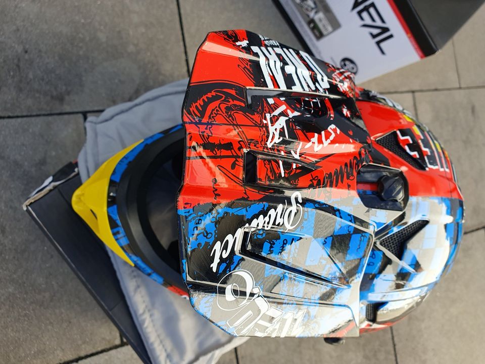 O'Neal Backflip Helmet Villain White Youth L 51-52 cm in Stuttgart