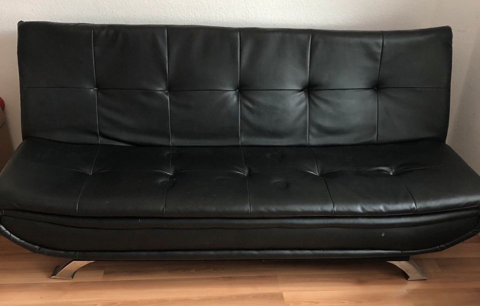 Schöne Couch-Schlafcouch zu verkaufen in Bochum