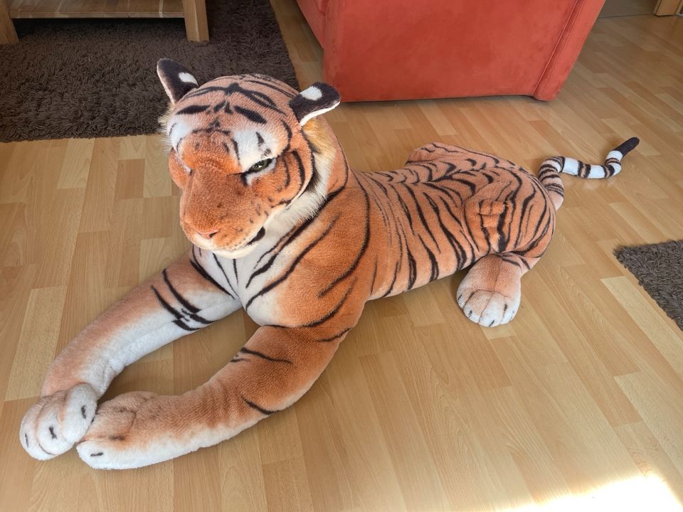 Tiger Stofftier 100cm in Urbach