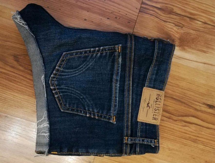 Hotpants Hollister Jeans W27 in Bergrheinfeld