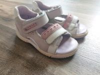 Elefanten Sandalen Sommerschuhe Größe 24 Rosa Lila Weiß Nordrhein-Westfalen - Bergkamen Vorschau