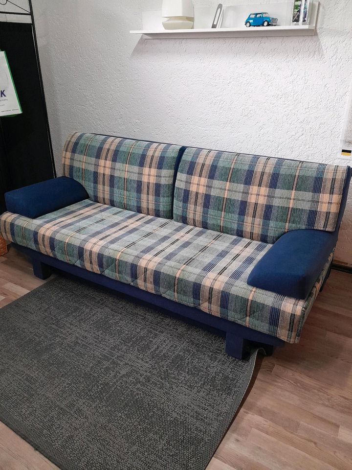 Schlafcouch mit Bettkasten zu verkaufen in Obrigheim