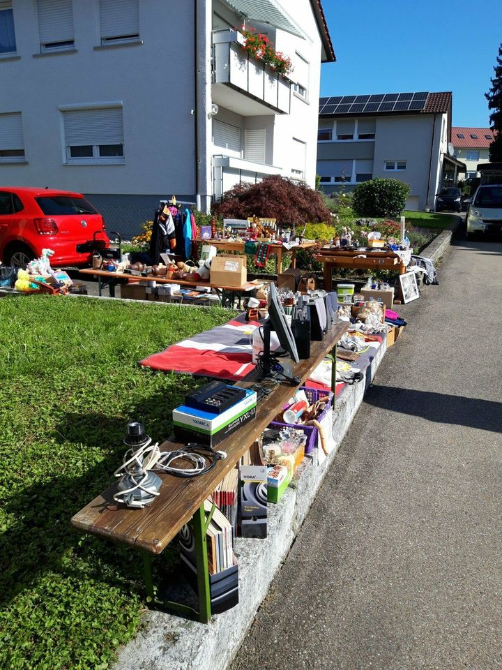 Jemanden der auf Flohmärkte geht und.... in Göppingen