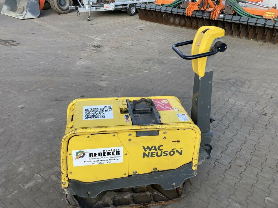 (Vermietung) Wacker Neuson DPU80 Rüttelplatte Rüttler 750 kg in Klein Berßen