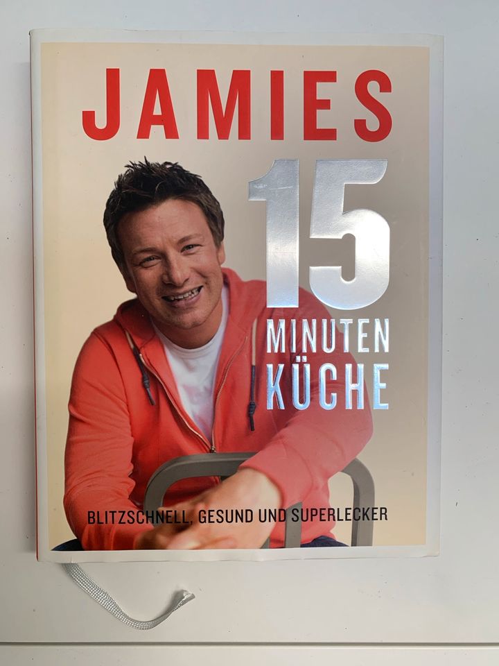 Jamies 15 Minuten Küche Kochbuch wie neu in Köln