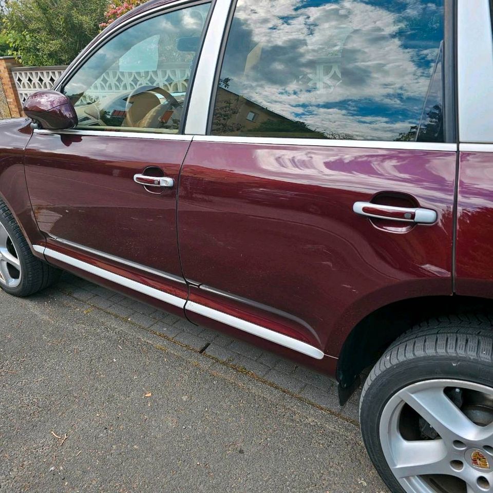 Porsche cayenne Tiptronic s in Niederdorfelden