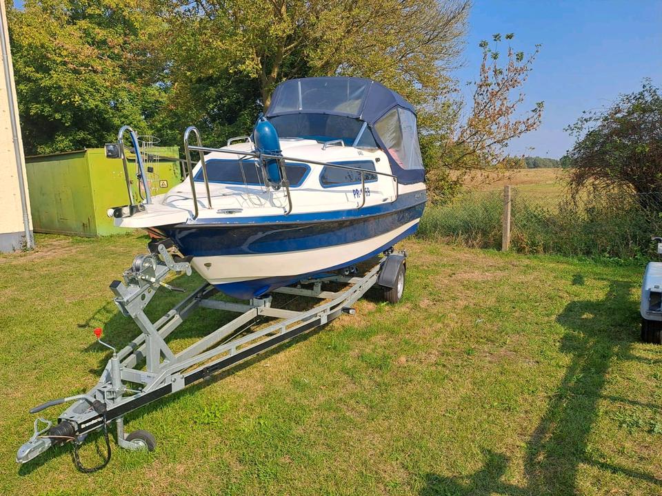 Kajütboot Aqualine 640, Bj 2022 inkl. Bootstrailer in Lüneburg