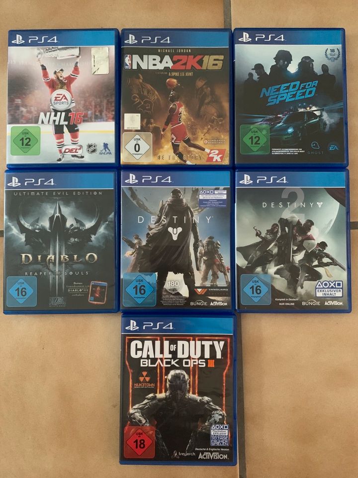 Sony PlayStation 4 Pro 2TB Bundle PS4 Pro in Kempen