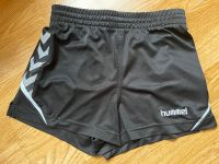 Hummel Sporthose Trainingshose Shorts Gr. XS Nordrhein-Westfalen - Extertal Vorschau
