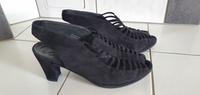 Paul Green Pumps Wildleder Oktoberfest 8cm Absatz Gr. 5 37,5 Hessen - Ober-Mörlen Vorschau