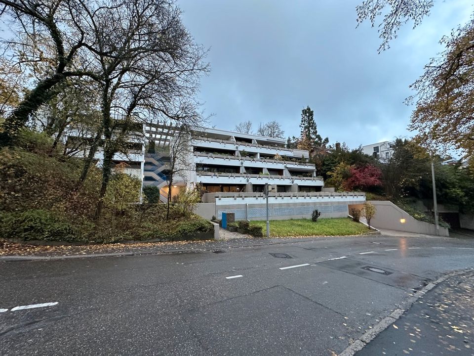 MODERNISIERTE EIGENTUMSWOHNUNG MIT TIEFGARAGENSTELLPLATZ in Stuttgart