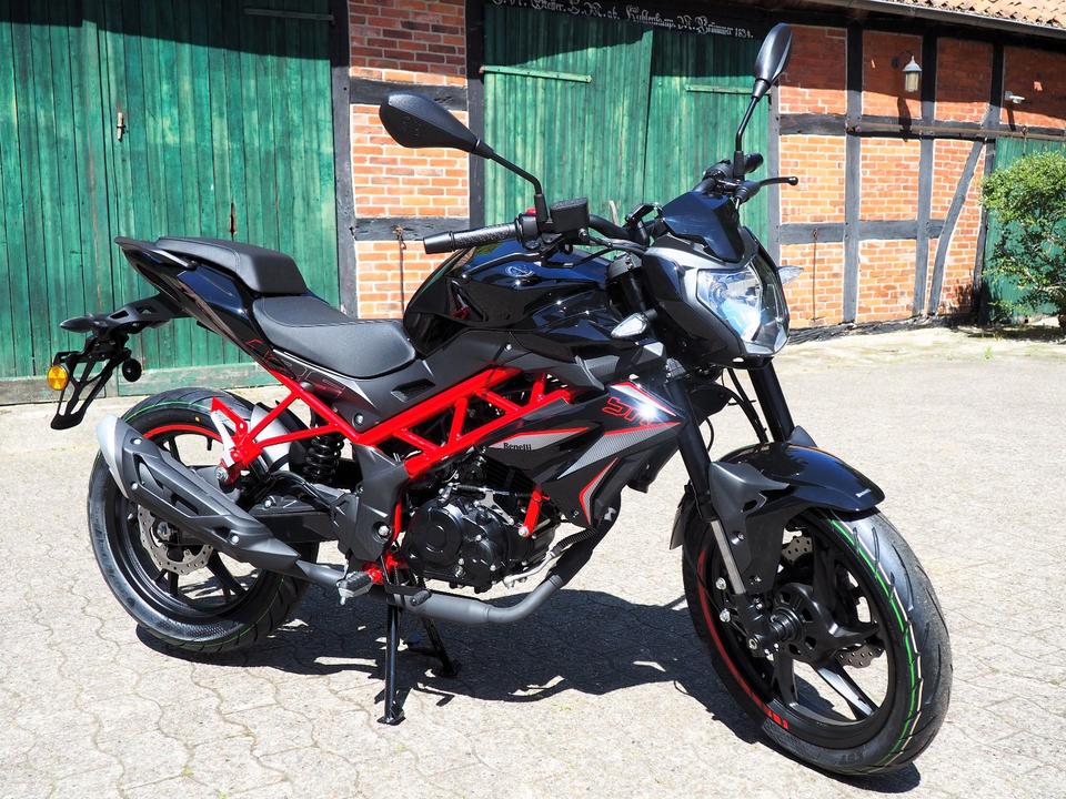 Benelli BN 125 *Euro5+"- Am Lager! B196 in Mellinghausen