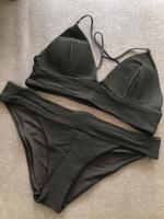 H&M Bikini Gr.38/M NEUw.Schwarz Verstellbare Träger Wattiert Cups Niedersachsen - Celle Vorschau