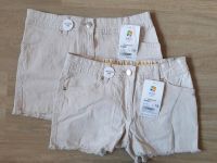 NEU!!! 2 MÄDCHEN-SHORTS (WEISS/HELLGRAU), Größe 146 + 152 Köln - Porz Vorschau