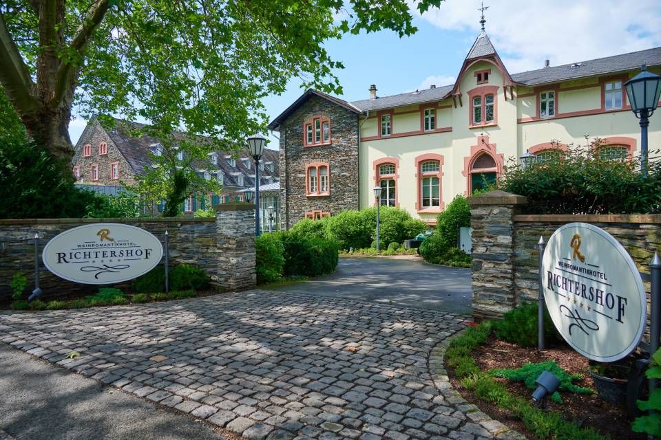 ⭐️ Weinromantikhotel Richtershof ➡️ Küch  (m/w/x), 54486 in Mülheim (Mosel)